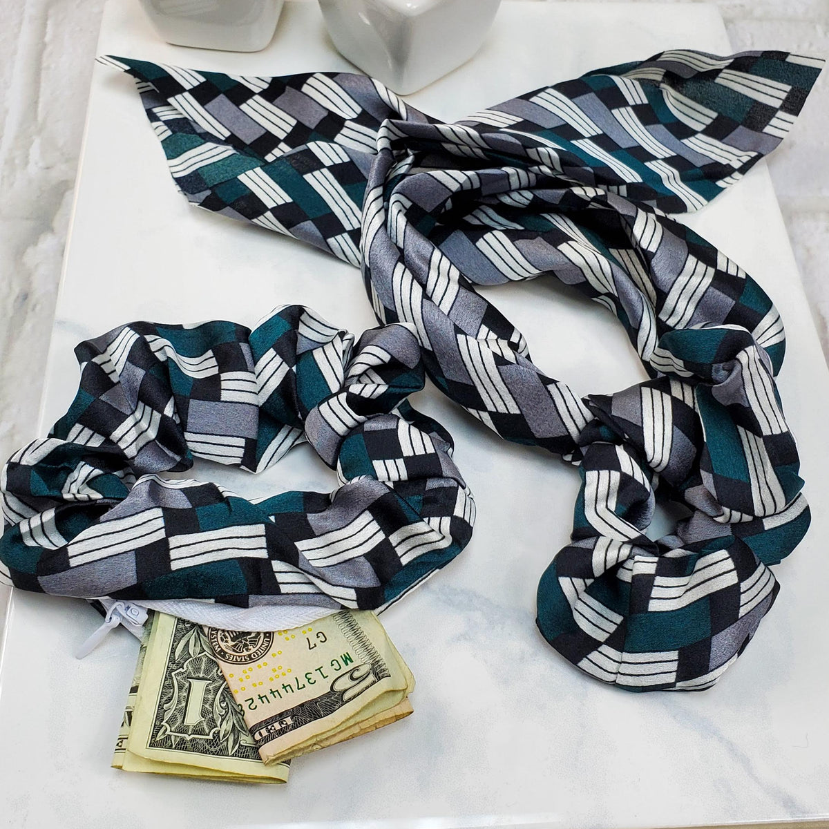 Geometric Scrunchie Hair Scarf Set (style1) 💕BUNDLE+OFFER