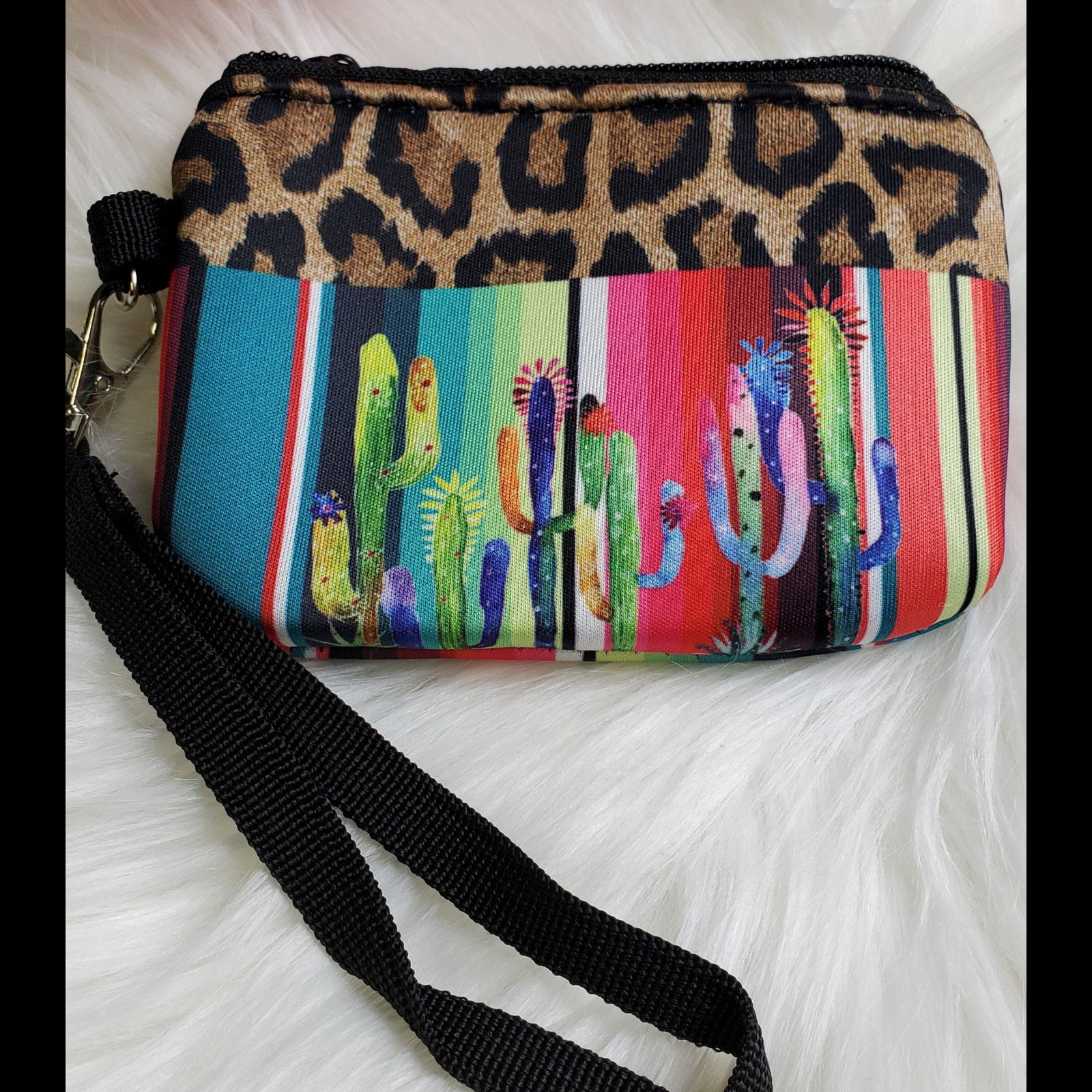 Leopard Cactus Coin Purse Wristlet 💕BUNDLE+OFFER
