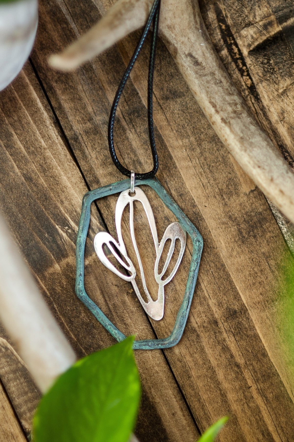Patina Hexagon Silver Cactus Necklace RP-1223 D5