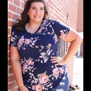 HEIMISH Isla Navy Floral Top Womens Small 💕BUNDLE+OFFER