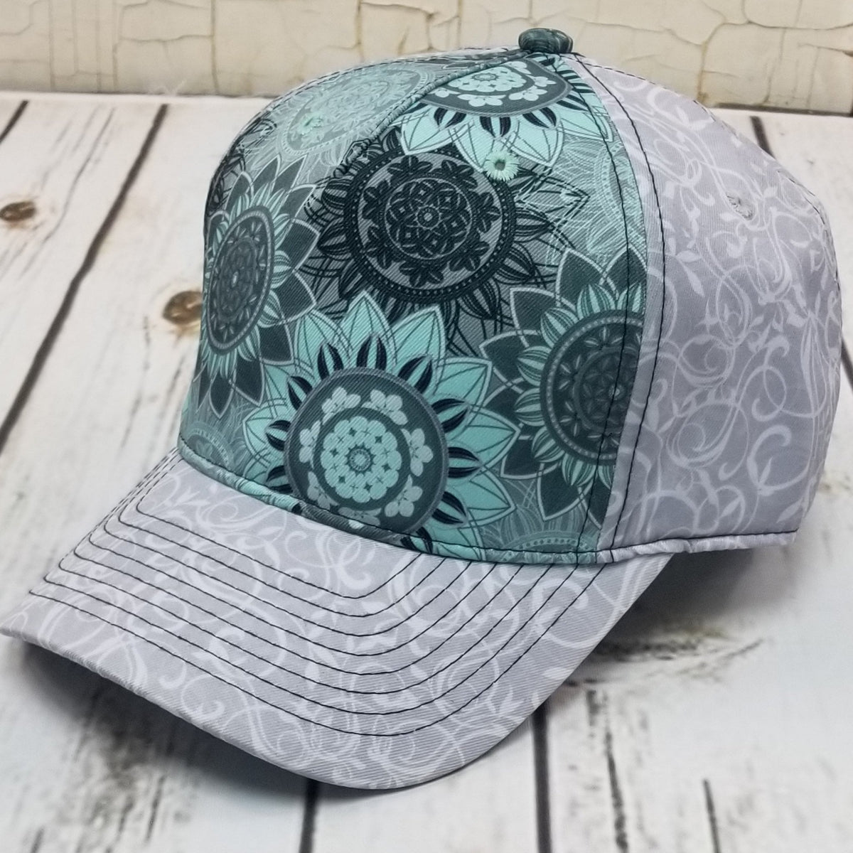 Medallion Swirl High Ponytail Womens Boutique Hat 💕BUNDLE+OFFER