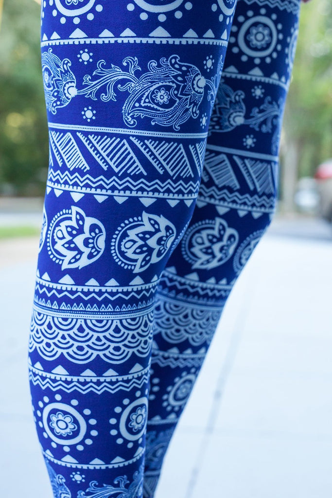Paisley Nightfall Leggings - Twisted Spur Boutique OUTLET